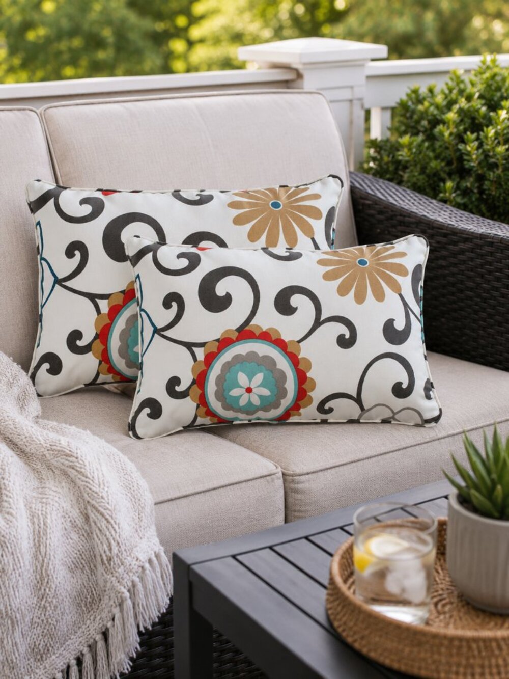Pillow Perfect Outdoor Lumbar Throw Pillows Set of 2 Floral Scroll Pattern 18x11 - Picture 2 of 11